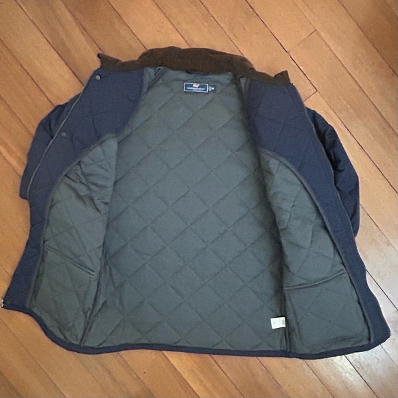 Vineyard Vines Quilted Barn Jacket Navy - Picture 9 of 12